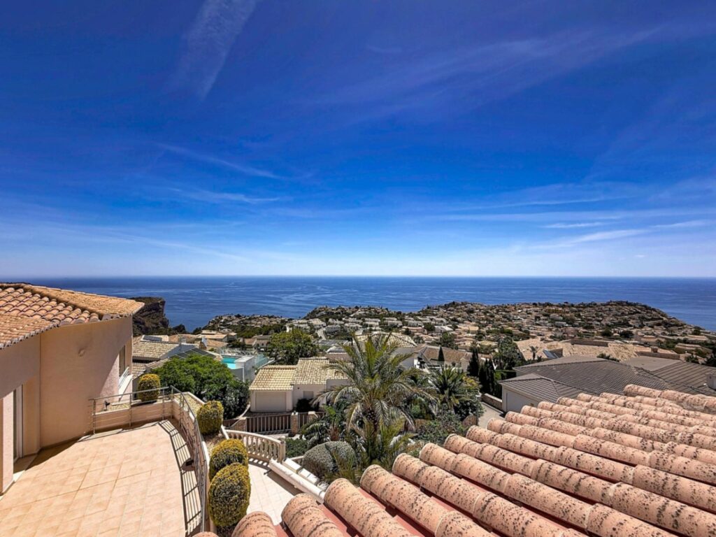Villa in Lirios, Cumbre del Sol, Costa Blanca North 76