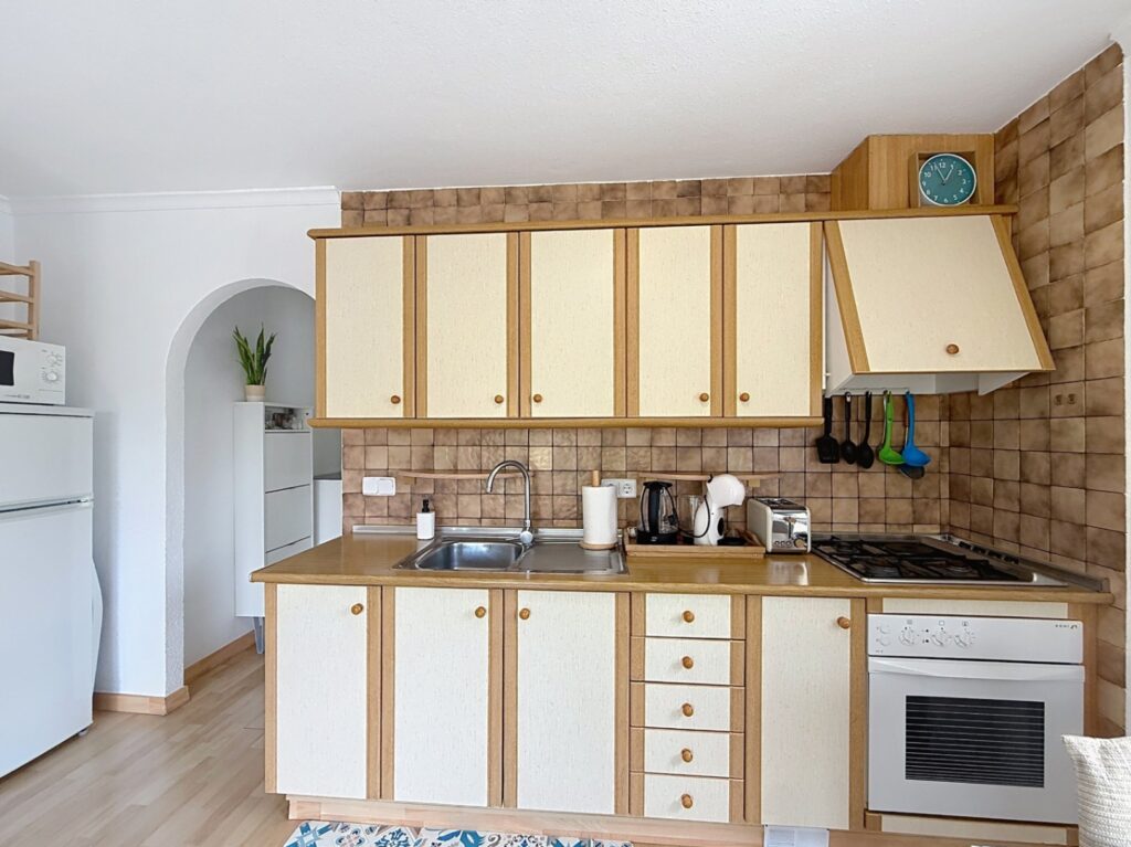 Cumbre del Sol: refurbished flat with open mountain views 16