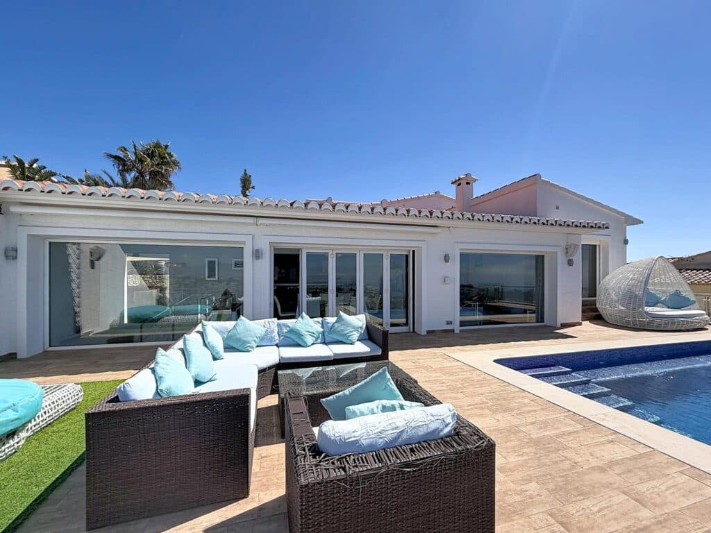 Cumbre del Sol, villa de luxe avec vues panoramiques sur la mer à Magnolias 16