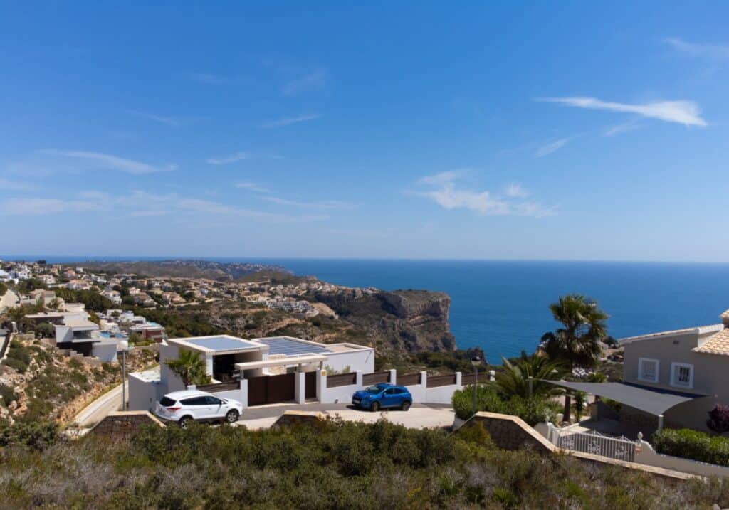Cumbre del Sol – moderne Luxusvilla mit atemberaubendem Meerblick 7
