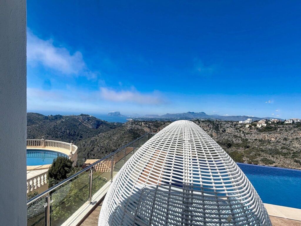 Cumbre del Sol, Luxe villa met panoramisch zeezicht in Magnolias 36