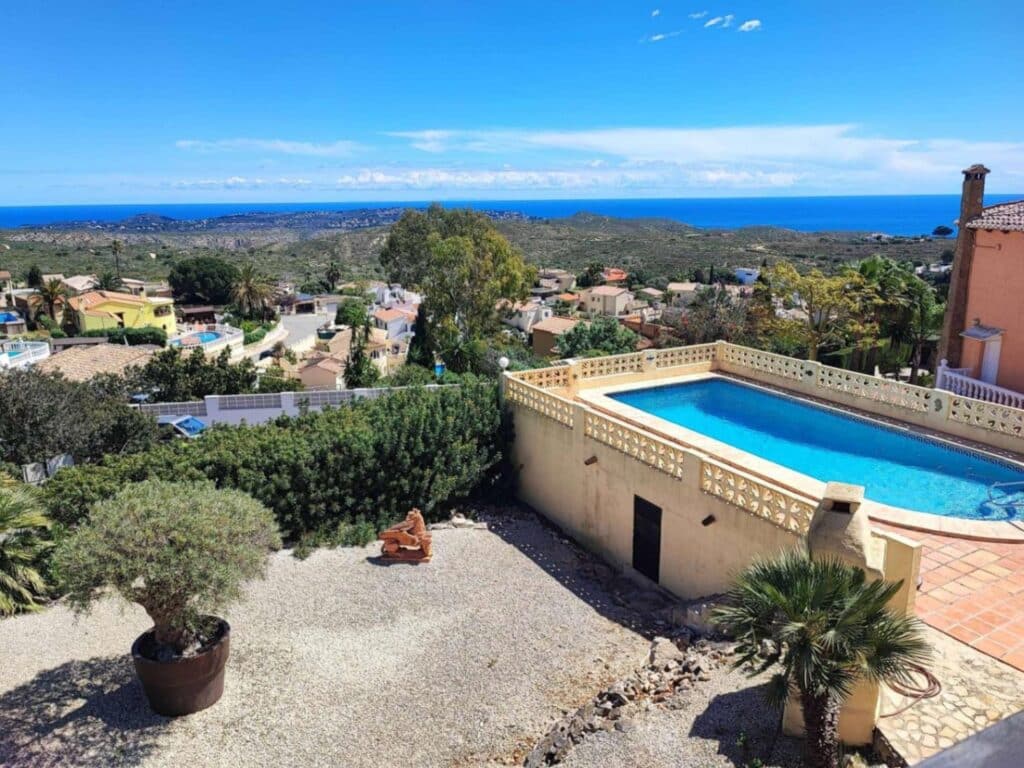 Cumbre del Sol: mediterrane villa met een adembenemend uitzicht op zee 1