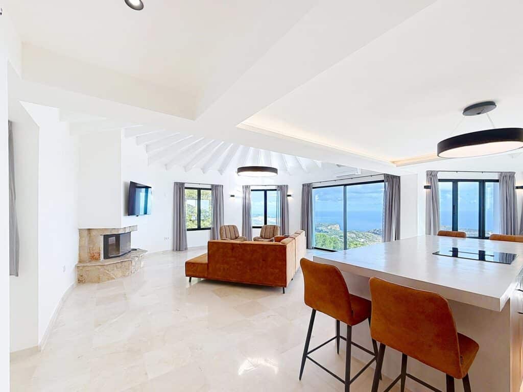 Cumbre del Sol villa gerenoveerd met panoramisch uitzicht op zee 3