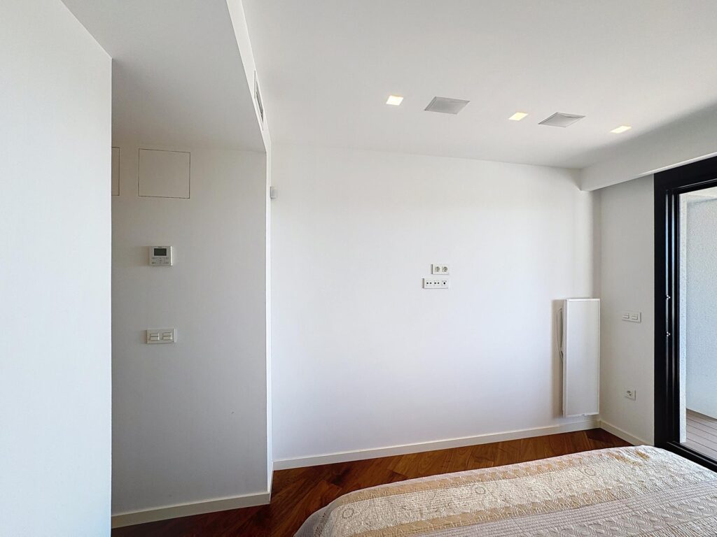 Cumbre del Sol apartamento moderno en Novamar Suites I 37