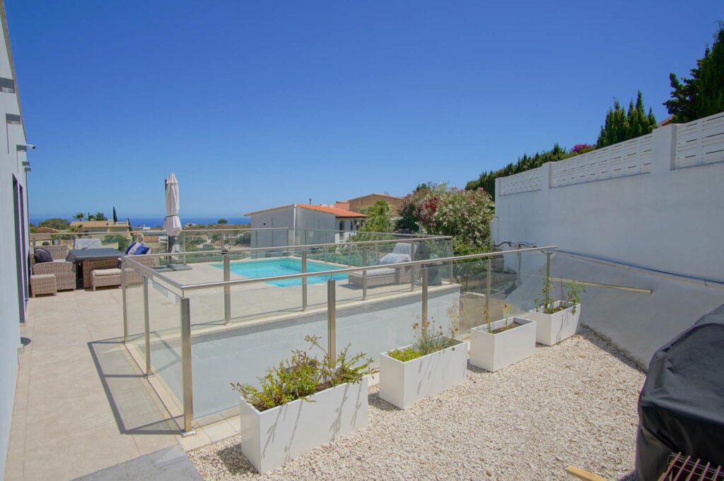 Cumbre del Sol Moderne villa met uitzicht op zee 27