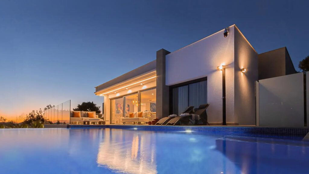 Cumbre del Sol Moderne Villa mit Meerblick 2
