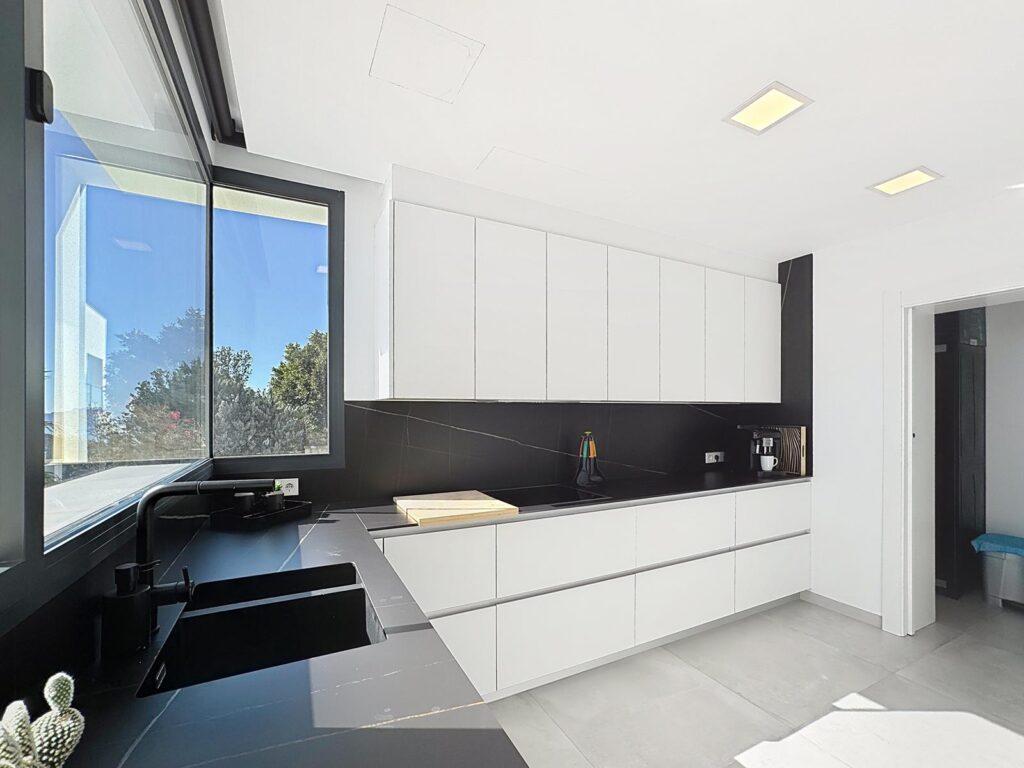 Cumbre del Sol Moderne Villa mit Meerblick 10