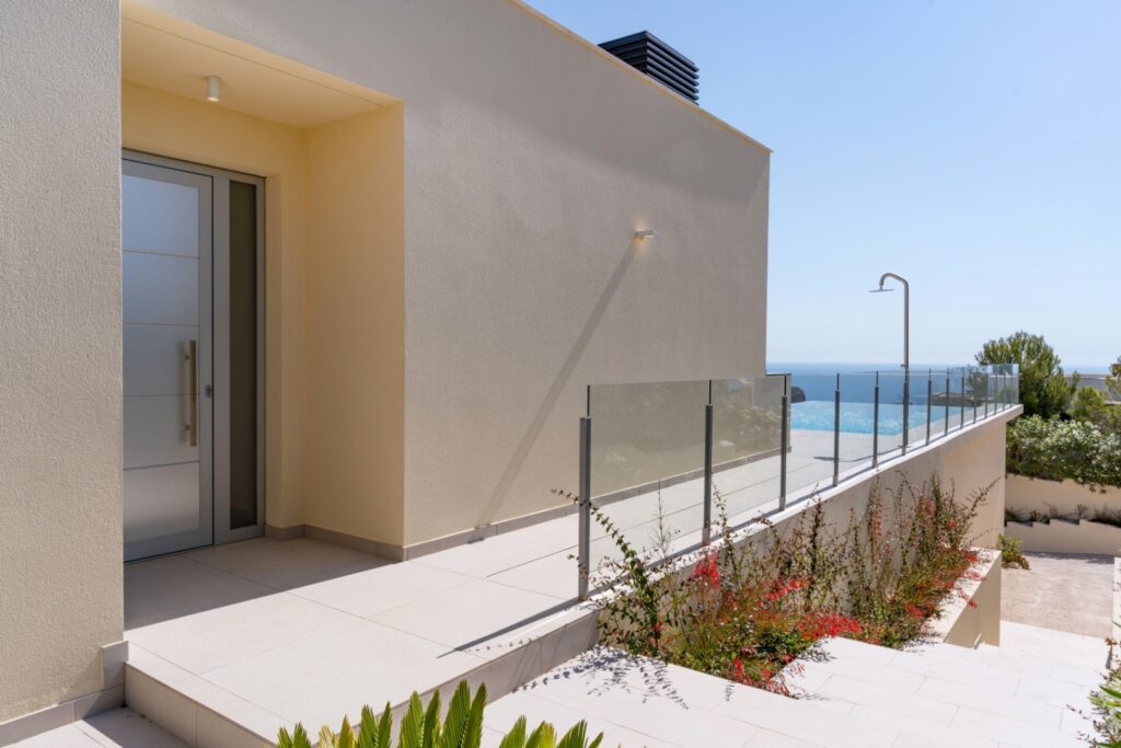 Cumbre del Sol: beeindruckende moderne Villa mit spektakulärem Meerblick 18