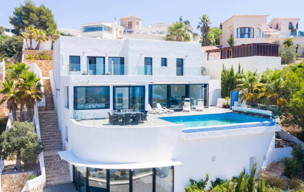 Cumbre del Sol – moderne Villa mit atemberaubendem Meerblick 80
