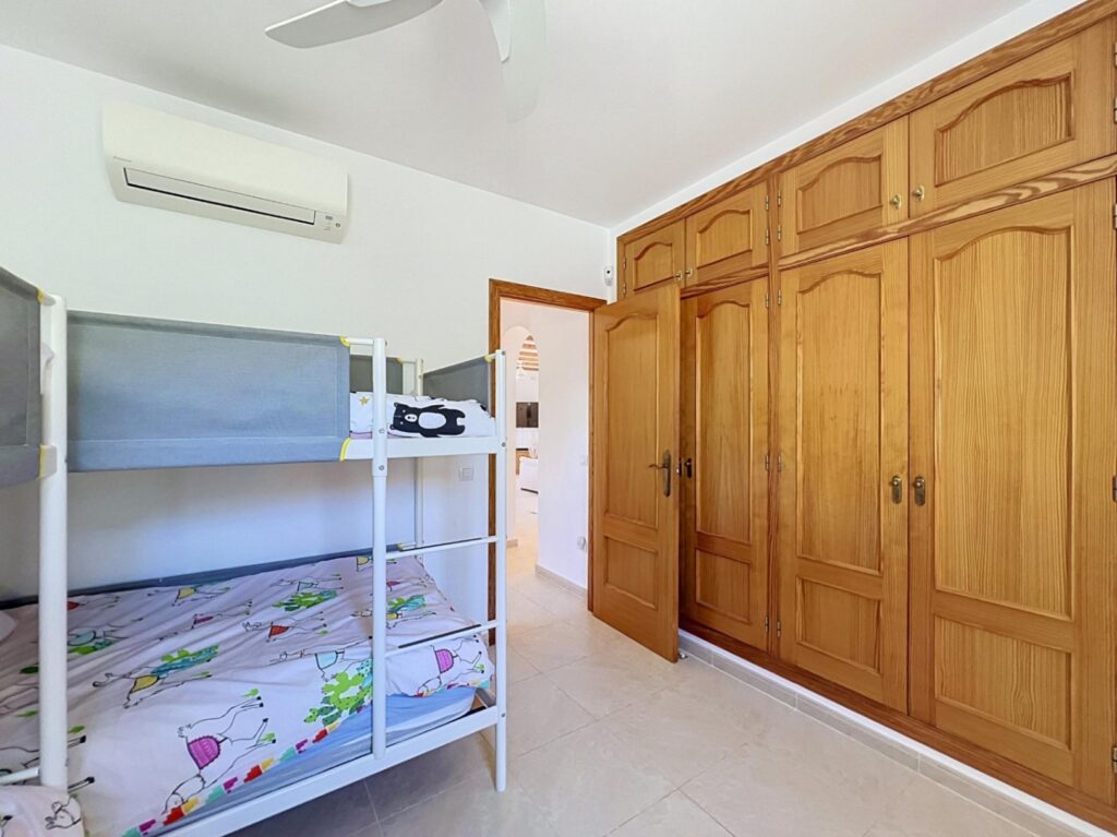Villa in Begonias, Cumbre del Sol, Costa Blanca Noord 19