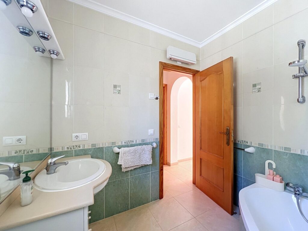 Villa in Begonias, Cumbre del Sol, Costa Blanca Nord 44