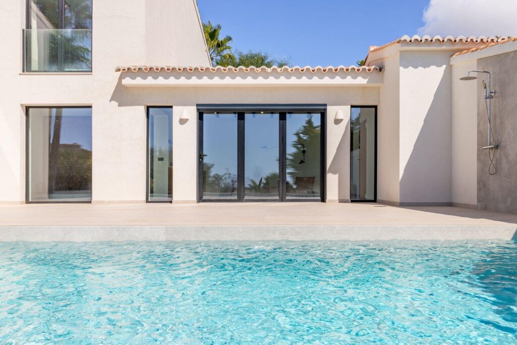 Villa in Kalmias, Cumbre del Sol, Costa Blanca North 3