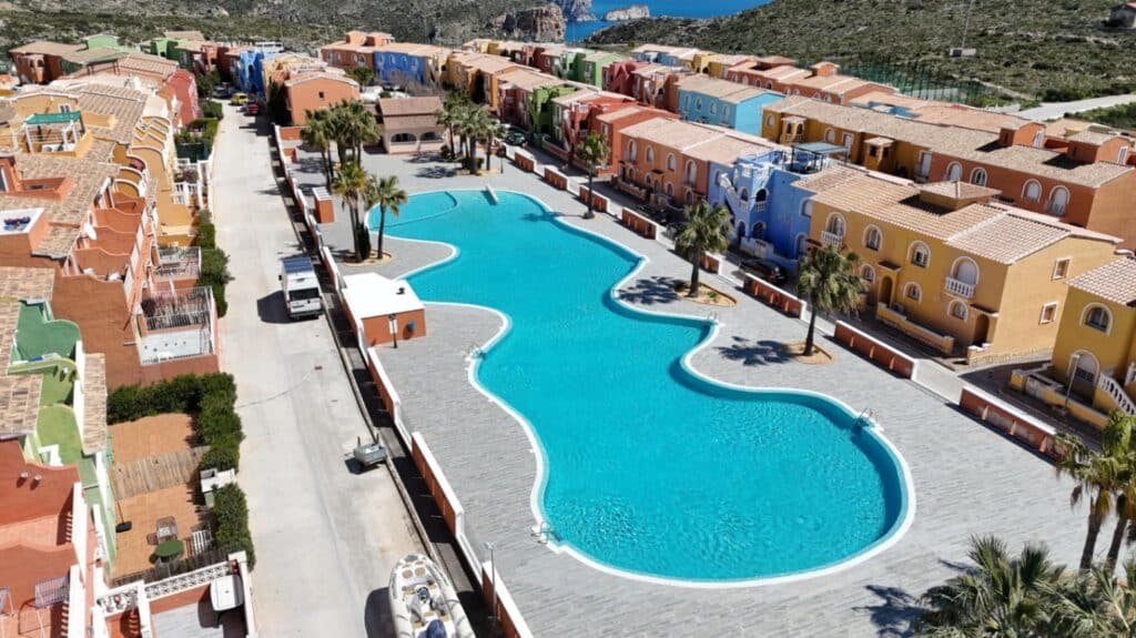 Appartement in Pueblo de la Paz, Cumbre del Sol, Costa Blanca Noord 2